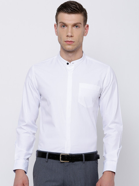 

Mark Taylor Men White Slim Fit Solid Formal Shirt