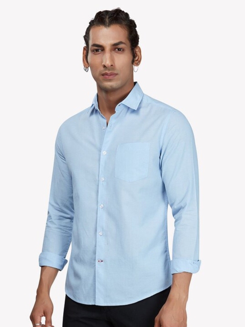 

VASTRADO Men Blue Casual Shirt