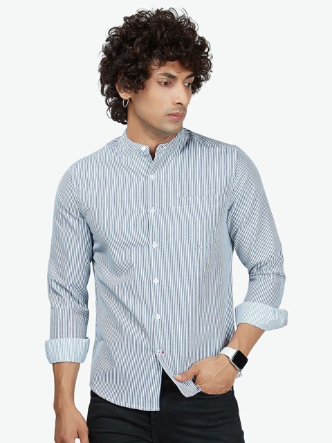 

VASTRADO Men Blue Checked Casual Shirt