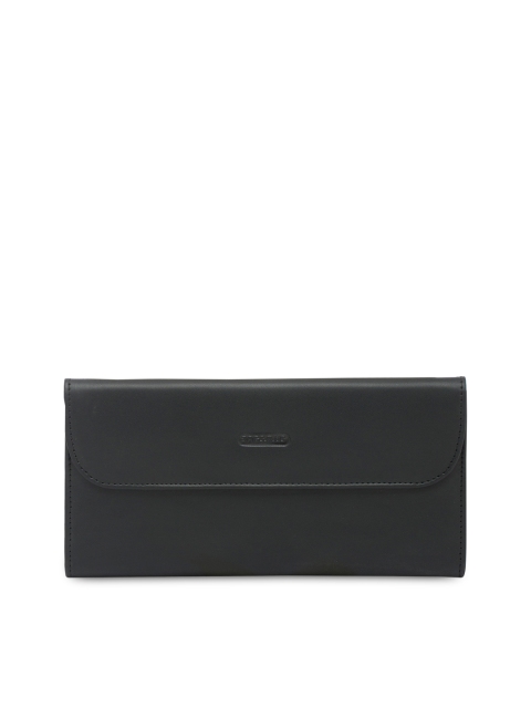 

Bags.R.us Unisex Black Leather Passport Holder