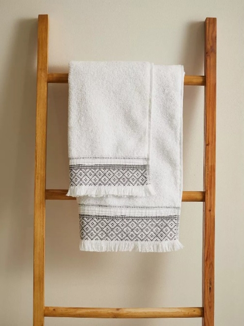 

Marks & Spencer Aztec Towel Set, White