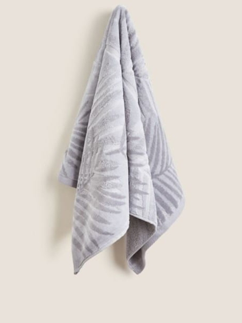 

Marks & Spencer Grey Palm Pattern Bath Towel