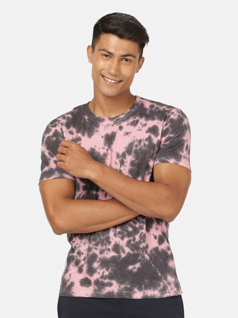 

MASH UNLIMITED Men Pink & Grey Tie and Dye Printed T-shirt