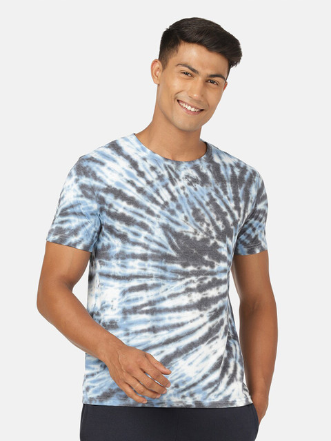 

MASH UNLIMITED Men White Printed Raw Edge T-shirt
