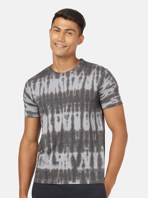 

MASH UNLIMITED Men White & Grey Melange Tie and Dyed T-shirt