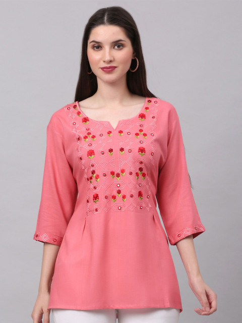 

NEUDIS Pink Embroidered V-Neck Handloom Kurti