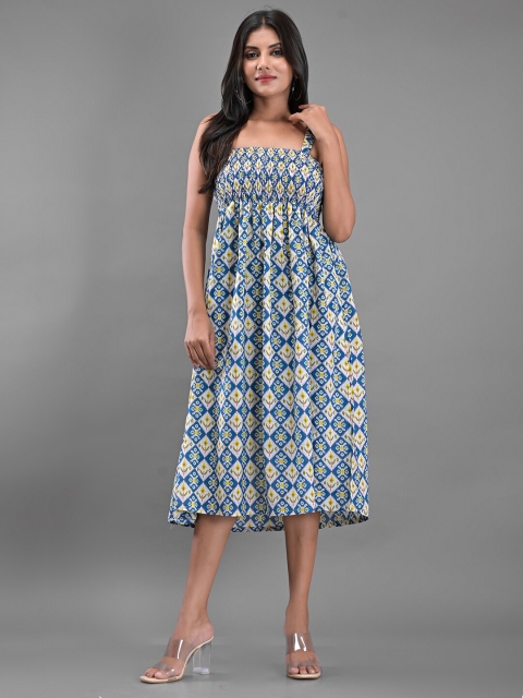 

Apratim Blue Printed Nightdress