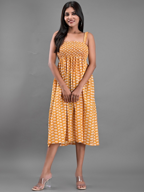 

Apratim Yellow Printed Pure Cotton Nightdress