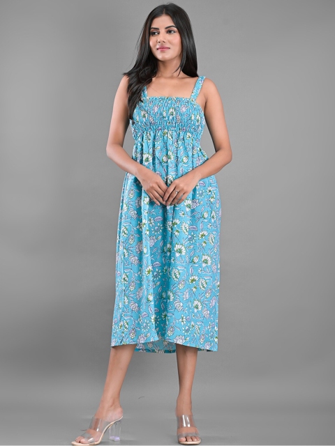 

Apratim Turquoise Blue Printed Nightdress