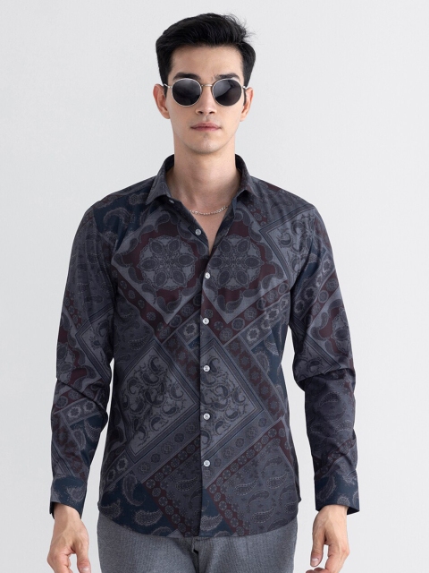 

Snitch Men Grey Slim Fit Floral Printed Casual Shirt