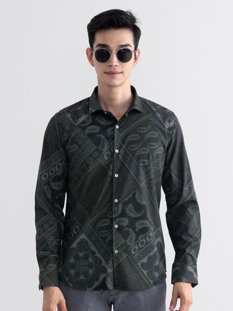 

Snitch Men Green Slim Fit Floral Printed Casual Shirt