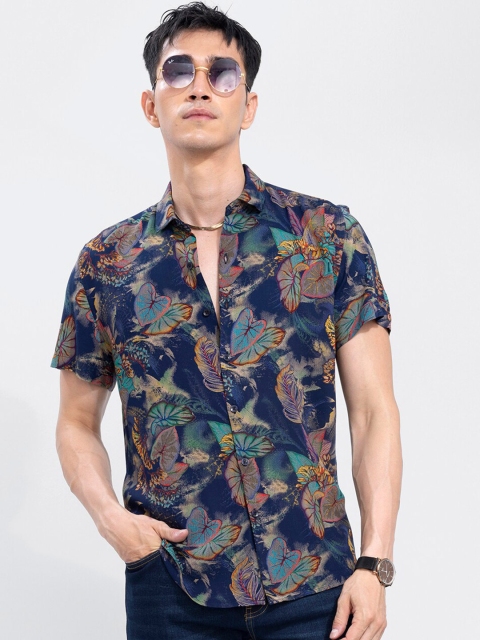 

Snitch Men Blue Slim Fit Floral Printed Casual Shirt