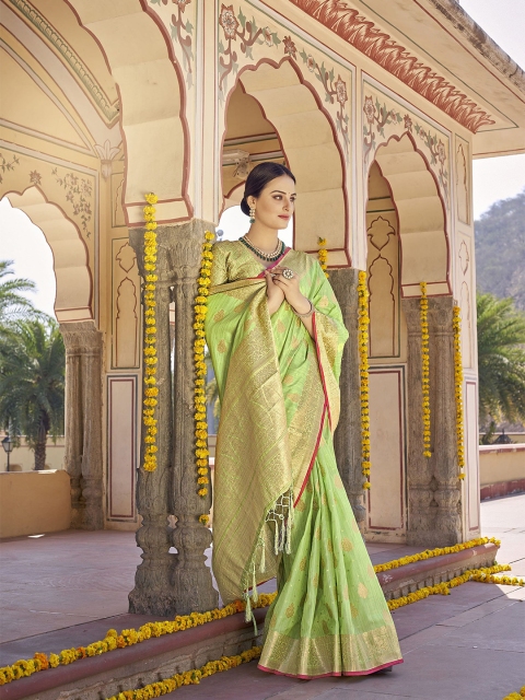 

elora Green & Red Woven Design Zari Silk Blend Banarasi Saree