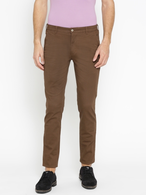 

Park Avenue Men Brown Tapered Fit Printed Chinos