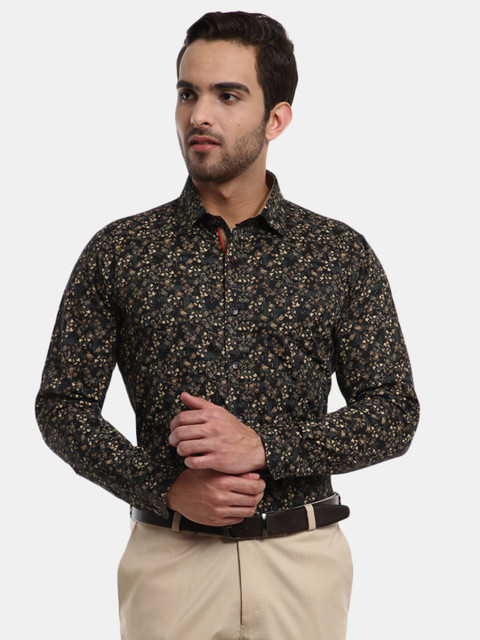 

V-Mart Men Navy Blue Classic Floral Printed Casual Shirt