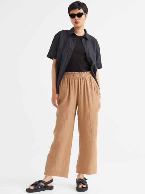 

H&M Women Beige Solid Crinkled Cotton Trousers