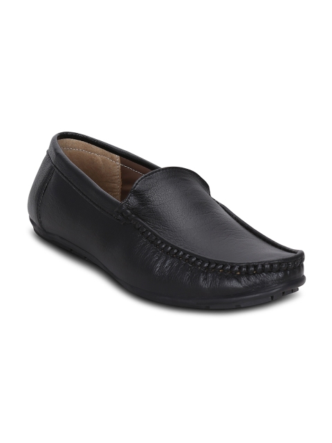 

Get Glamr Men Black Loafers