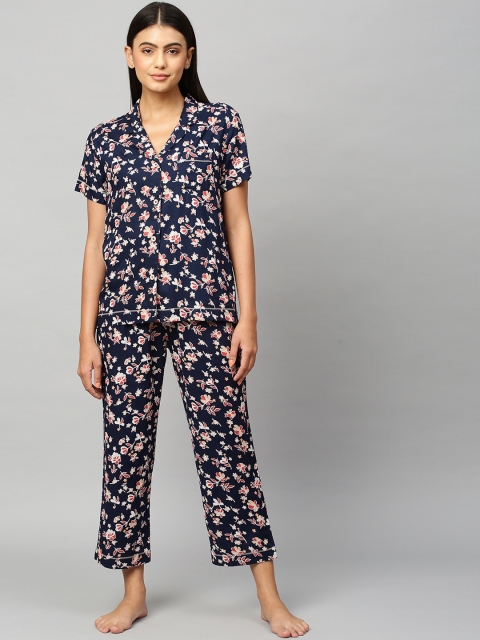 

Chemistry Women Navy Blue & White Printed Night suit
