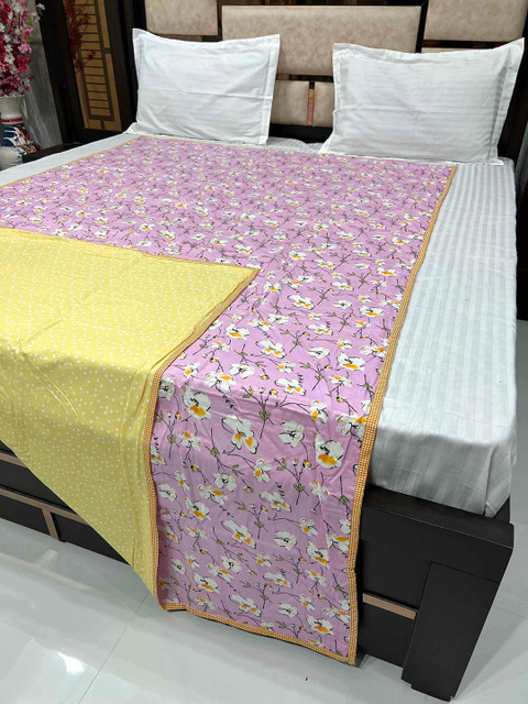 

Pure Decor Purple & Mustard Floral Printed AC Room 233 GSM Reversible Single Bed Dohar