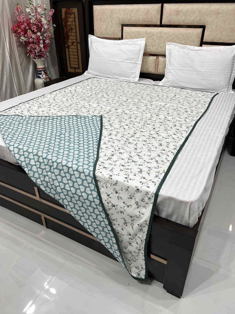 

Pure Decor Green & White Floral AC Room 233 GSM Single Bed Dohar