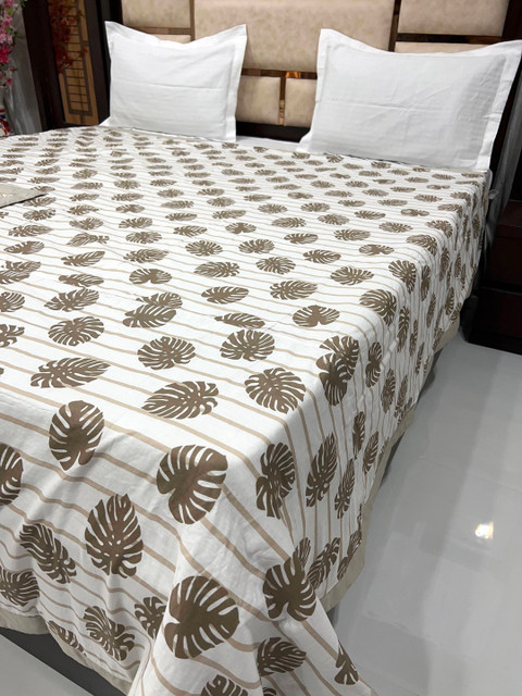

Pure Decor Unisex Brown Blankets Quilts and Dohars