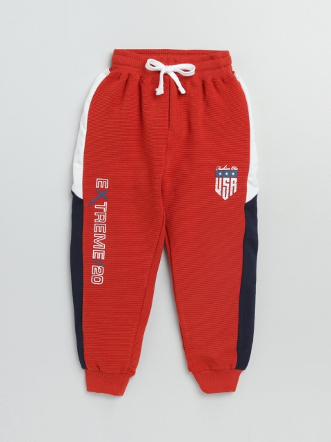 

Olio Kids Boys Red Solid Pure Cotton Joggers