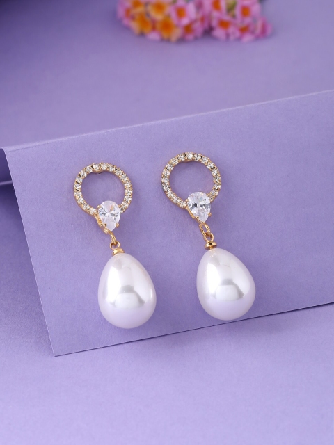 

kashwini White Contemporary Drop Earrings