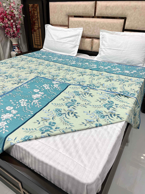 

Pure Decor Green & blue-Colored Printed Cotton King Duvet Cover