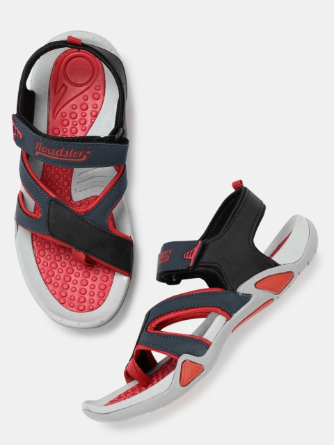 

Roadster Men Black & Navy Sports Sandals