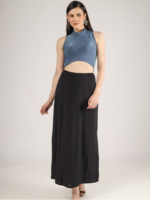 

The Label Bar Women Grey & Black Crop Top & Skirt Co-Ord Set