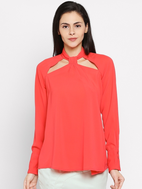 

Park Avenue Woman Red Solid Top