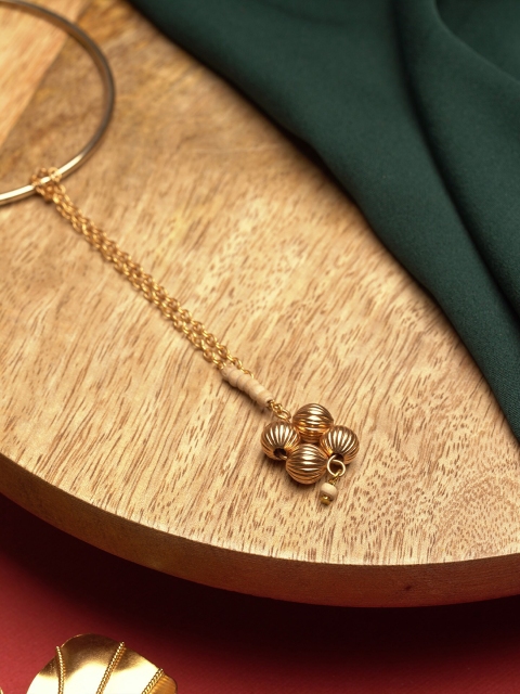 

Suhani Pittie 22K Gold Plated Lumba Rakhi