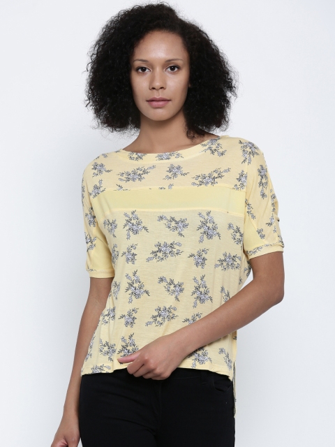 

Park Avenue Woman Women Yellow Floral Printed High-Low T-shirt