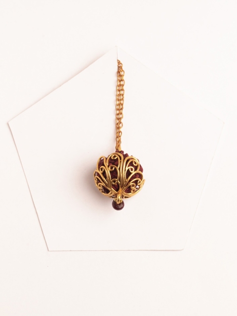 

Suhani Pittie Women Red 22K Gold-Plated Rudraksh Lumba