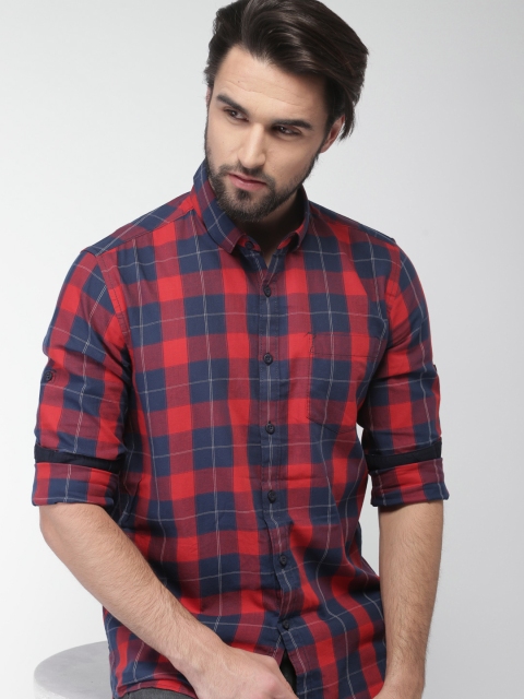 

HIGHLANDER Men Red & Navy Slim Fit Checked Casual Shirt