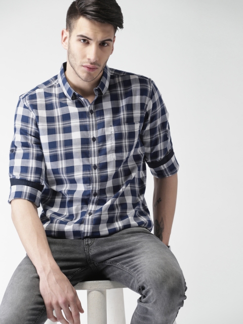 

HIGHLANDER Men Navy Blue & White Slim Fit Checked Casual Shirt