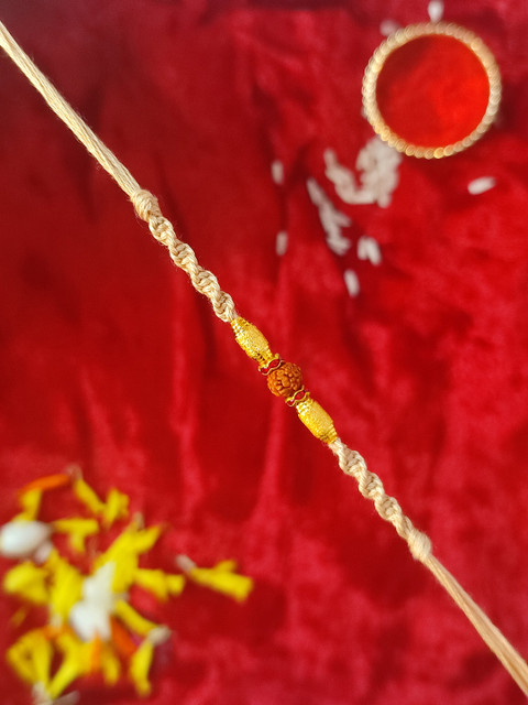 

CRAYTON Beige Center Rudraksha Studded Rakhi
