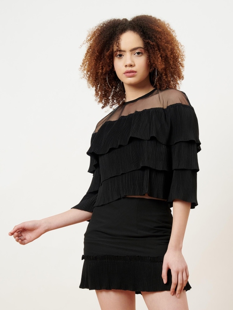 

enzeo Black Tiered Top