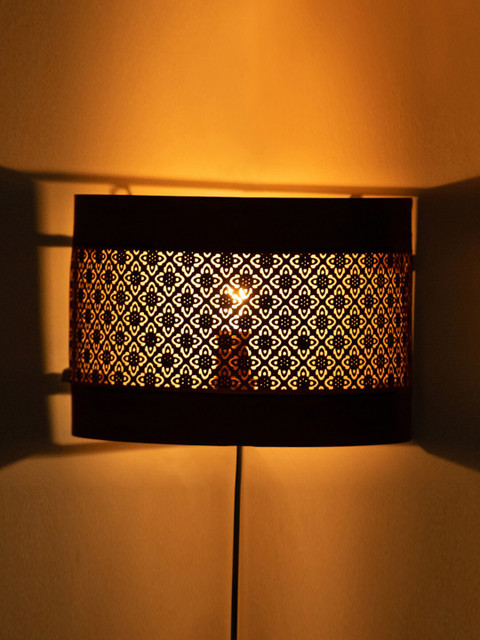 

ExclusiveLane Red & Gold-Toned Hand-Etched Metal Wall Lamp