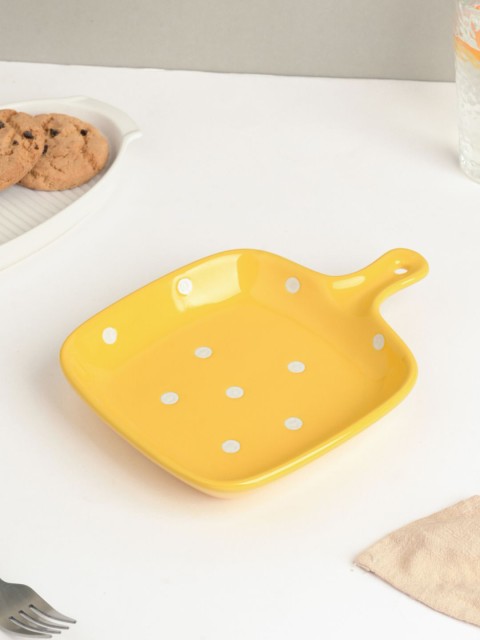 

Nestasia Yellow Polka Dots Porcelain Baking Plate