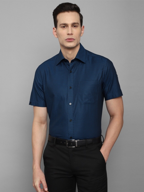 

Louis Philippe Men Regular Fit Navy Blue Formal Shirt