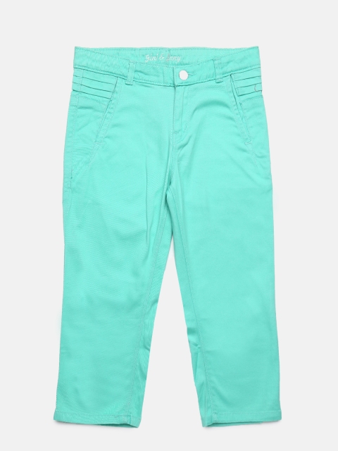 

Gini and Jony Girls Green Solid Regular Fit Capris
