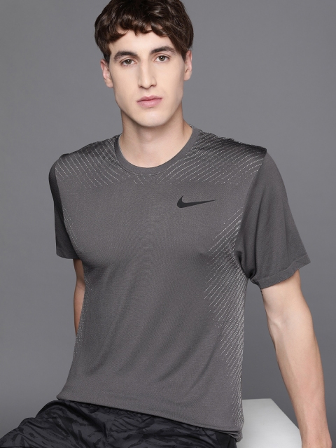 

Nike Men Grey Solid Dri-FIT Training T-shirt