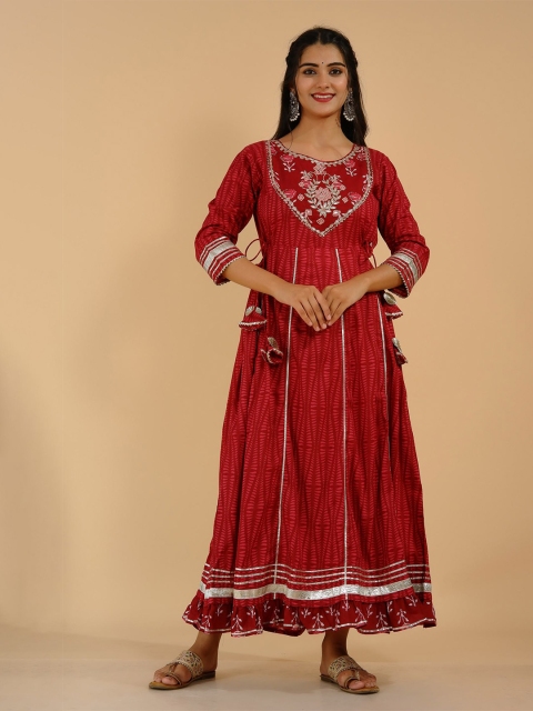 

Tetalee Women Red Floral Yoke Design Gotta Patti Floral Chanderi Silk Kurta
