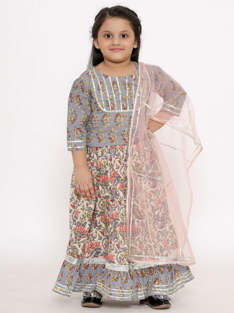 

Readiprint Fashions Girls Grey & Pink Printed Ready to Wear Lehenga & Blouse With Dupatta