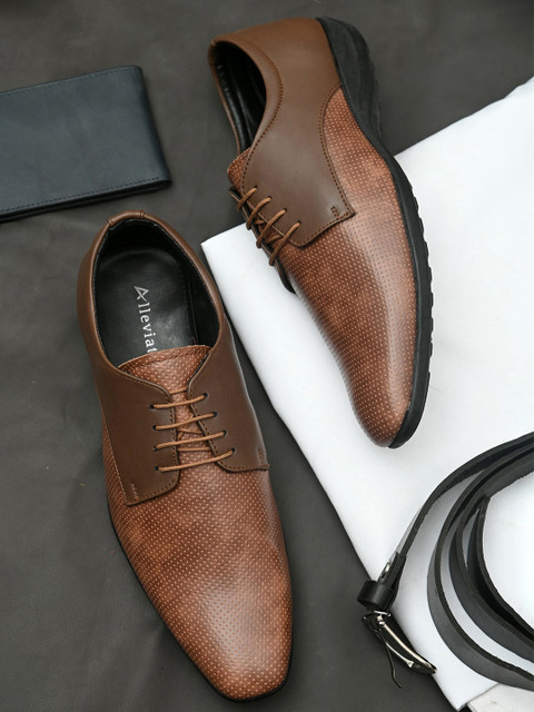 

Alleviater Men Tan Brown Textured Formal Derbys