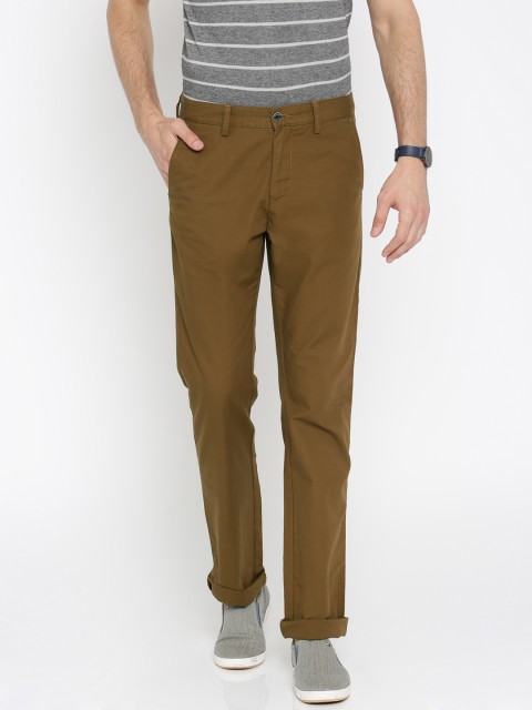 

Allen Solly Men Khaki Custom Fit Solid Chino Trousers