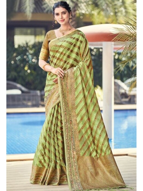 

KARAGIRI Green & Gold-Toned Woven Design Organza Saree