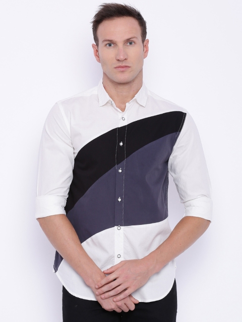

Blue Saint Men White & Grey Smart Fit Printed Casual Shirt