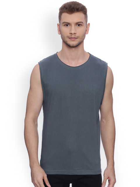 

Blue Saint Men Grey Solid Round Neck Slim Fit T-shirt
